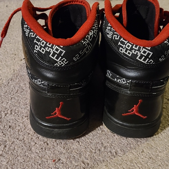 Jordan 1 Hall of Fame - Picture 4 of 4